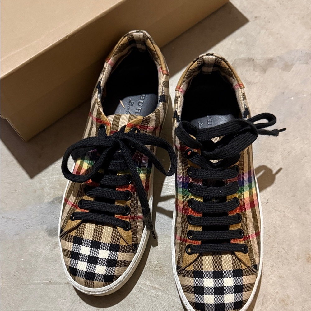 Burberry check sneaker